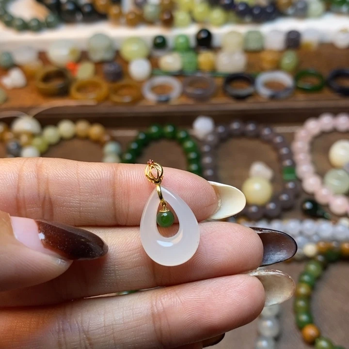 和田玉未镶嵌手链