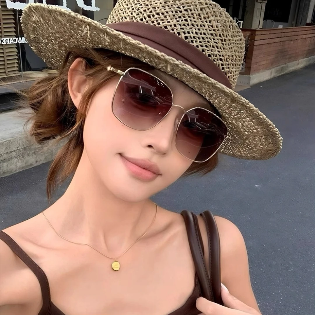 时尚茶色墨镜2025高级感韩版海边度假遮阳潮流百搭太阳镜EG064