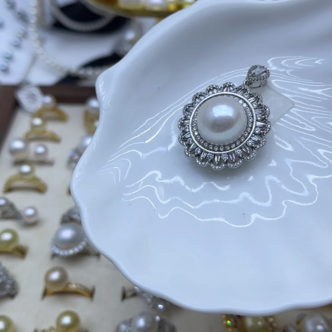 银S925镶嵌淡水珍珠颈饰