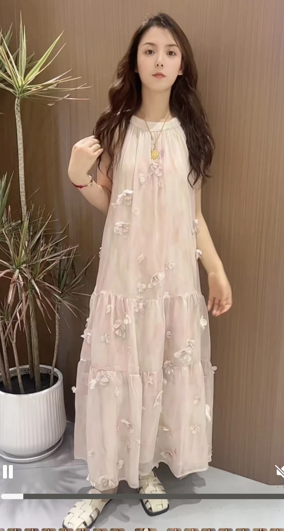 法式玫瑰花无袖大摆连衣裙女夏季海边度假温柔气质长裙