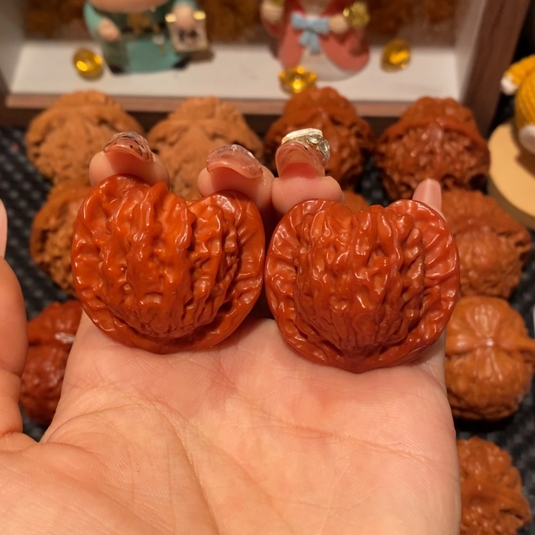 吊坠桃核35.6玉化盘山，0878