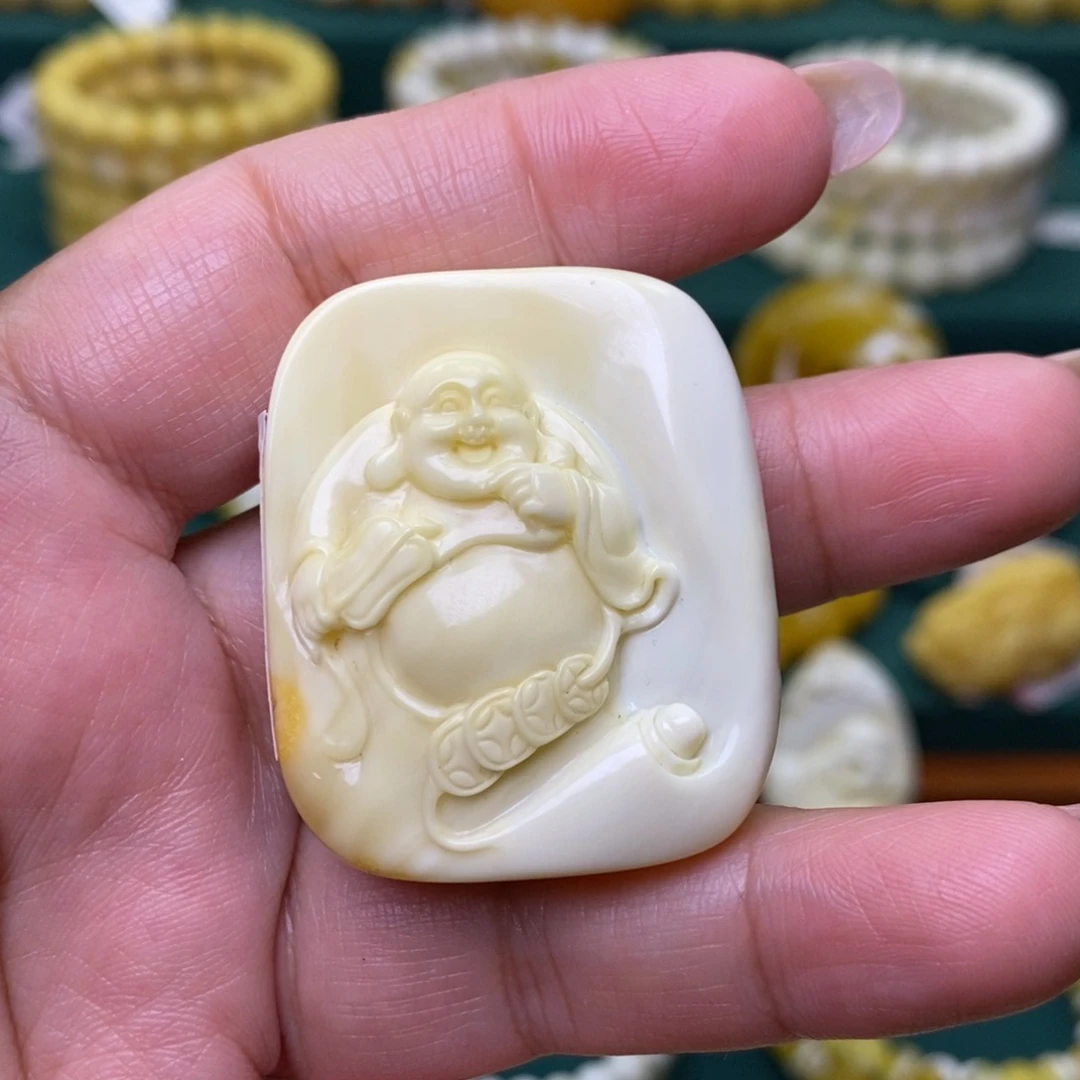 蜜蜡未镶嵌裸石弥勒佛