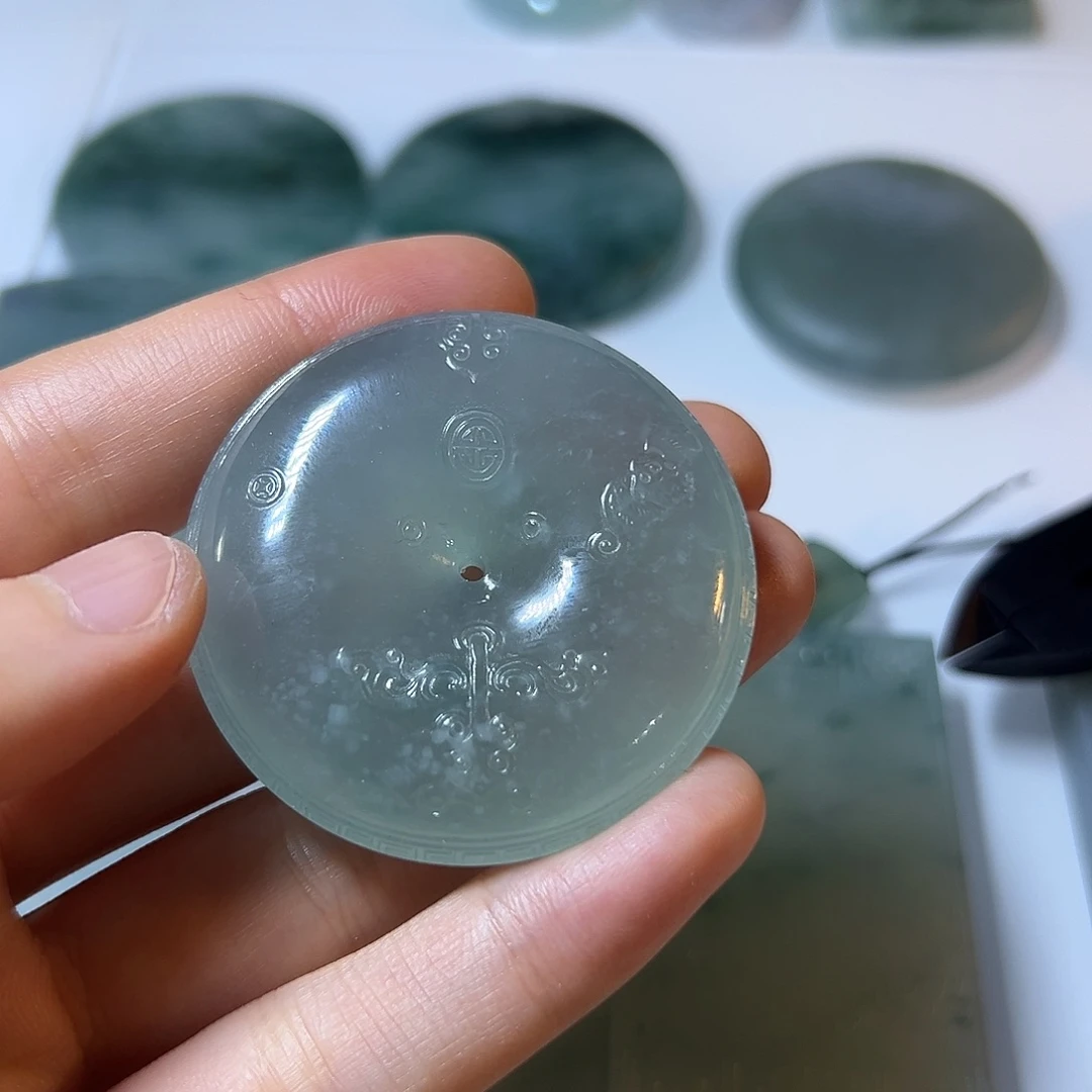 未镶嵌定制翡翠挂件