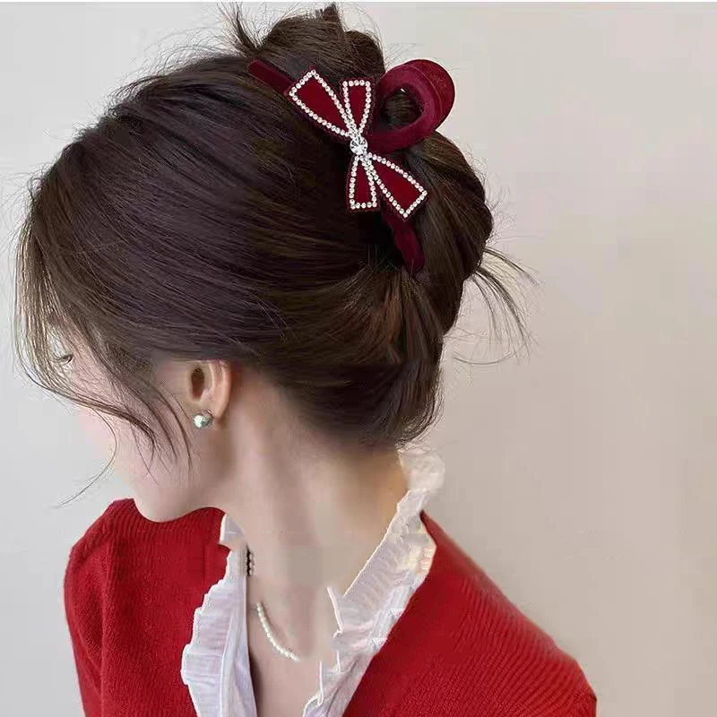高级感红色植绒蝴蝶结水钻抓夹新年抓夹黑红两色可选