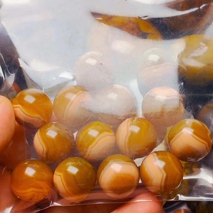 琉****玛瑙/玉髓颈饰未镶嵌