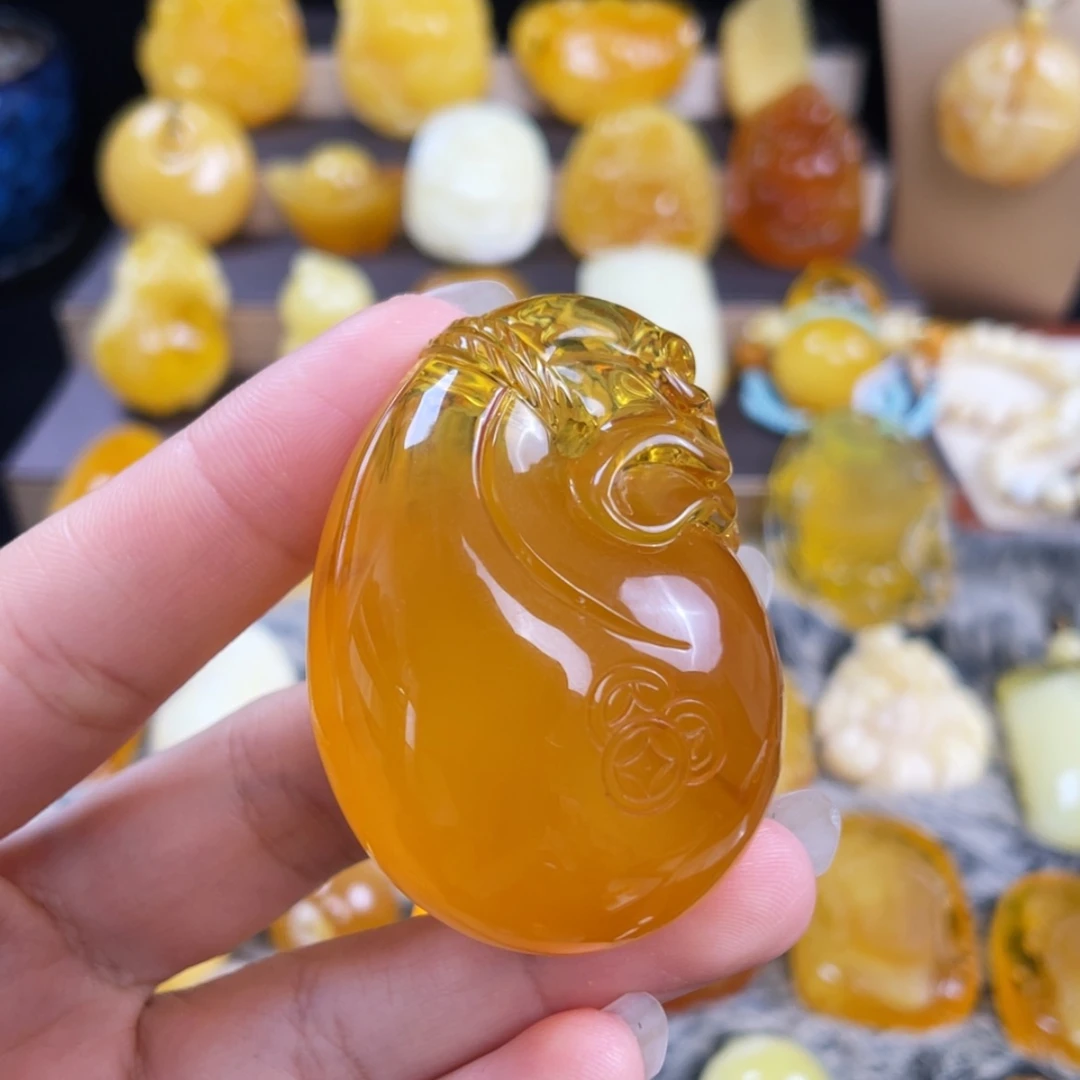 【闪购商品】未镶嵌琥珀珠宝奇石