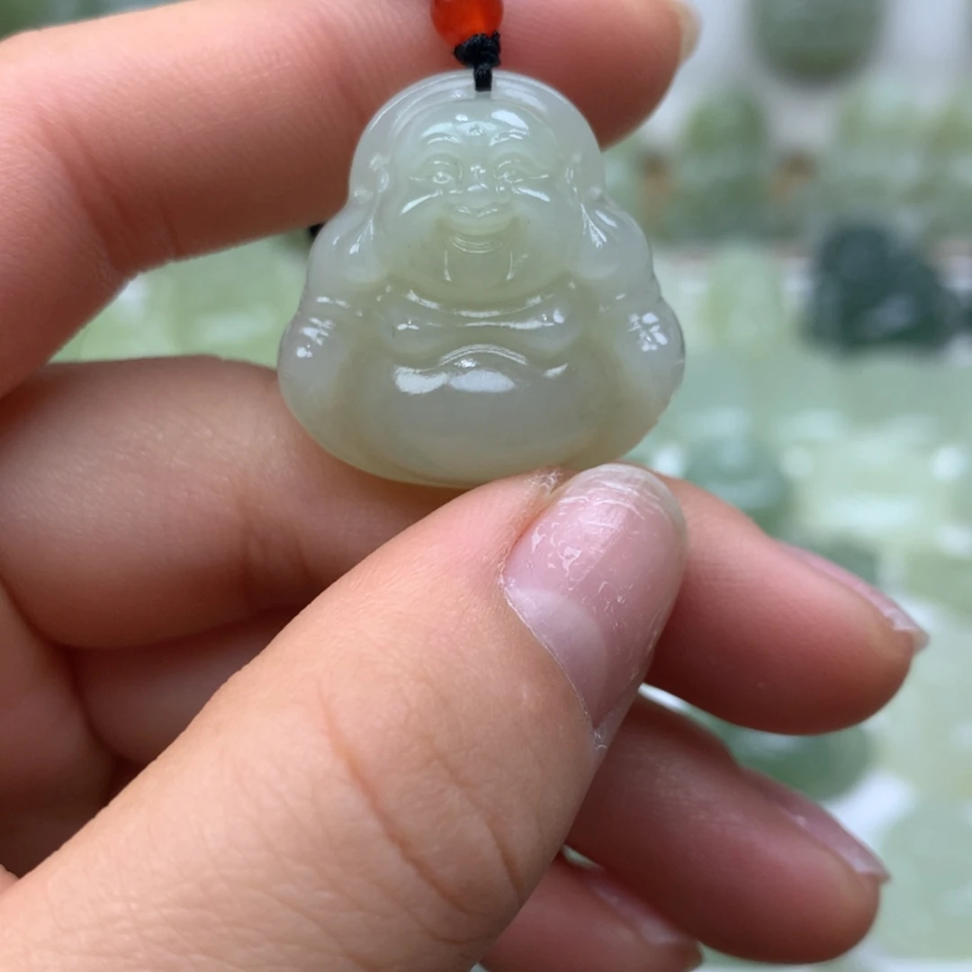 【闪购商品】颈饰未镶嵌和田玉