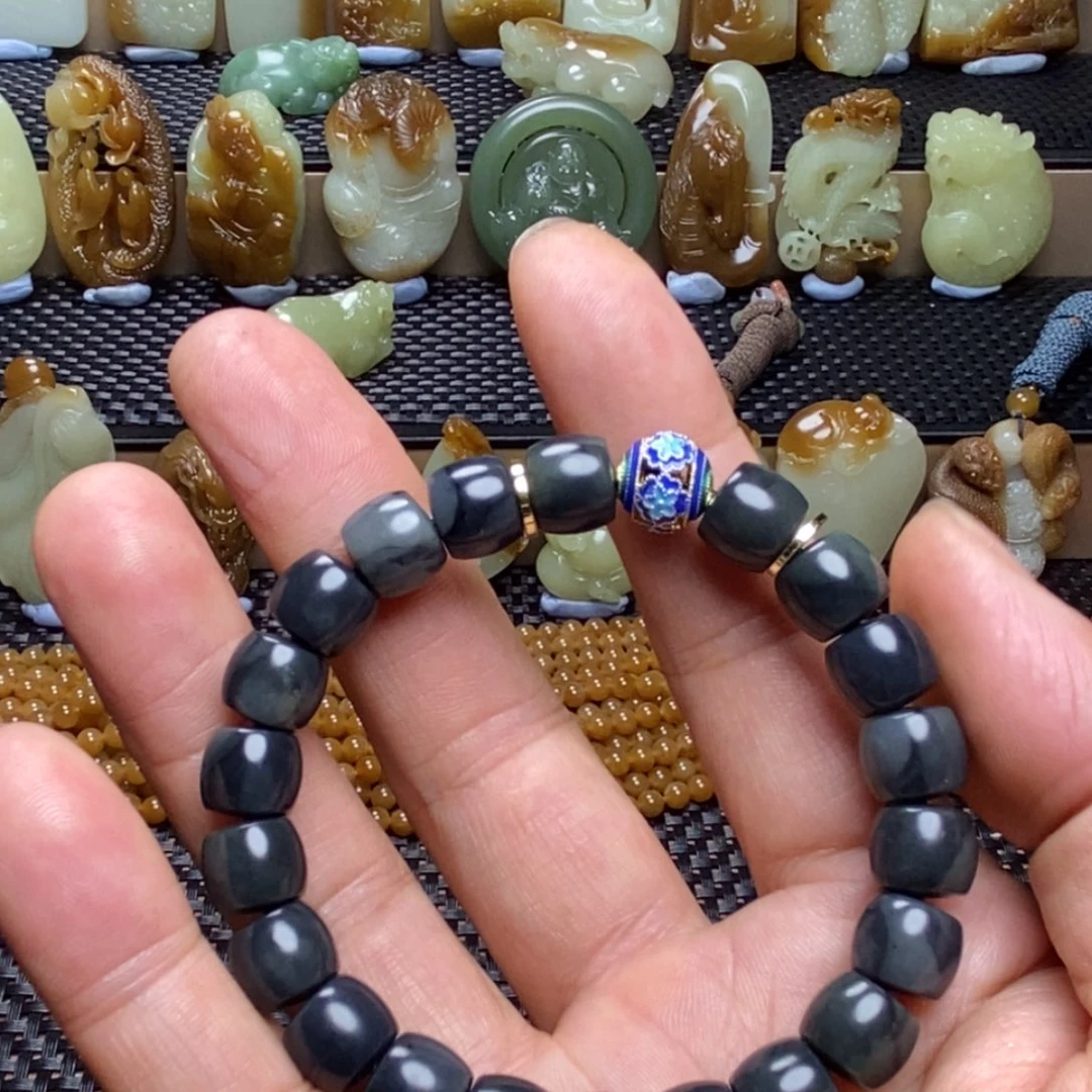 和田玉未镶嵌吊坠(不含链)