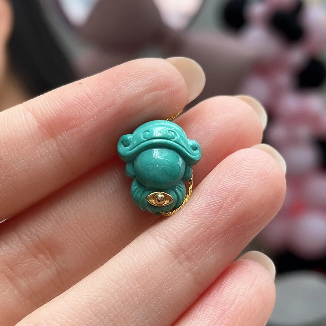 未镶嵌绿松石颈饰