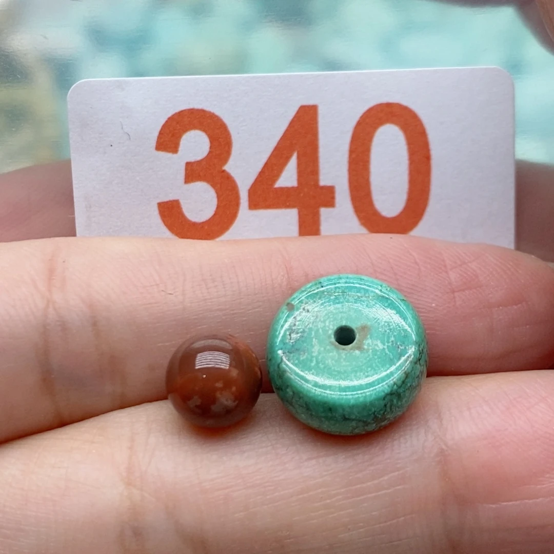 用***味未镶嵌南红玛瑙珠宝奇石