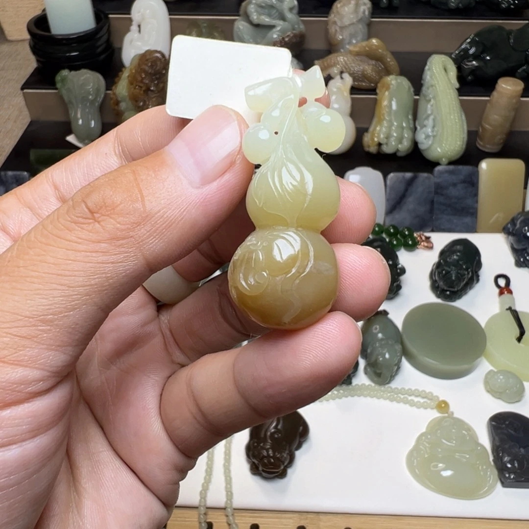 未镶嵌和田玉挂件
