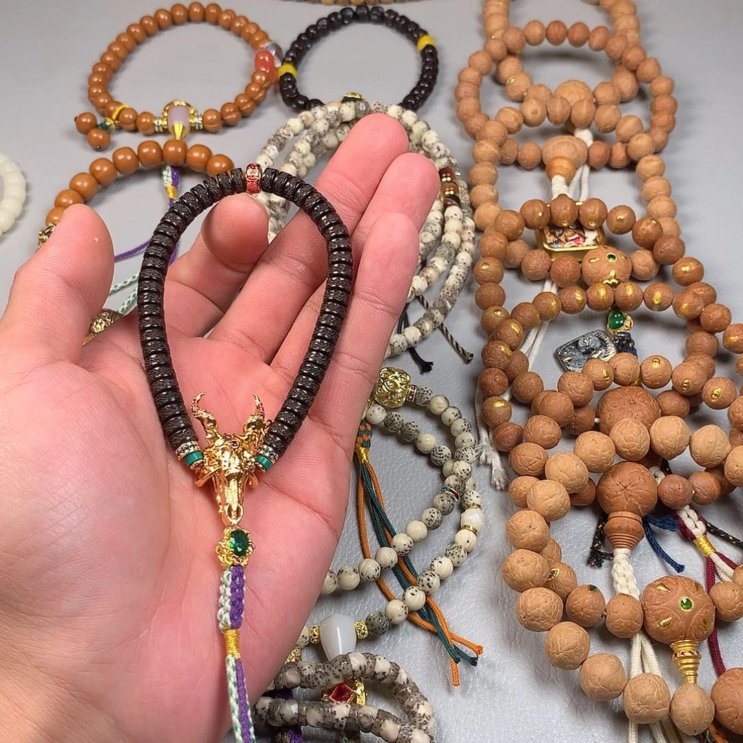 椰蒂吊坠。。。。。。。。。