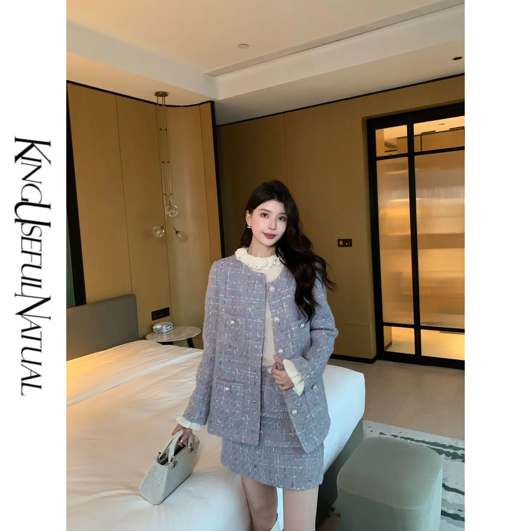 KUN【春香灵玉】丰富魅力 羊毛呢小香珍珠扣蓝紫色秋冬外套