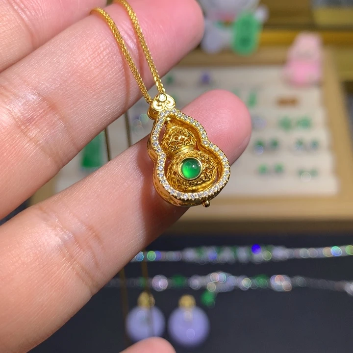 翡翠银S925镶嵌颈饰葫芦