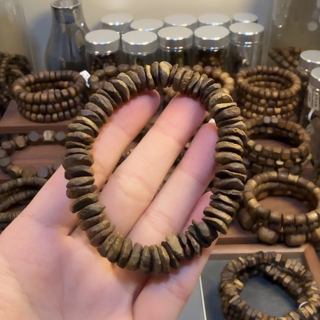 琦***2沉香香囊沉香1.1包壳老料沉水14.4g