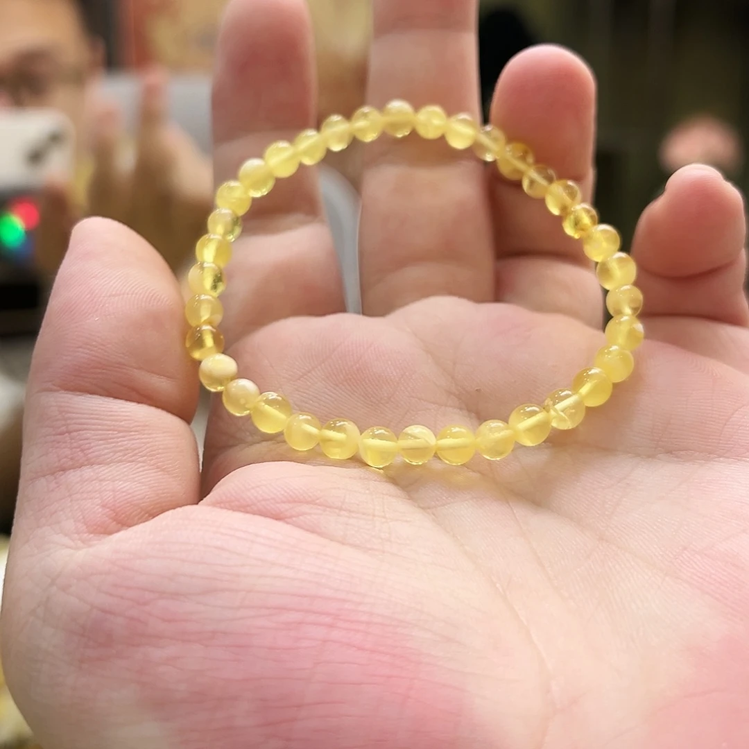 阿***？蜜蜡未镶嵌珠宝奇石