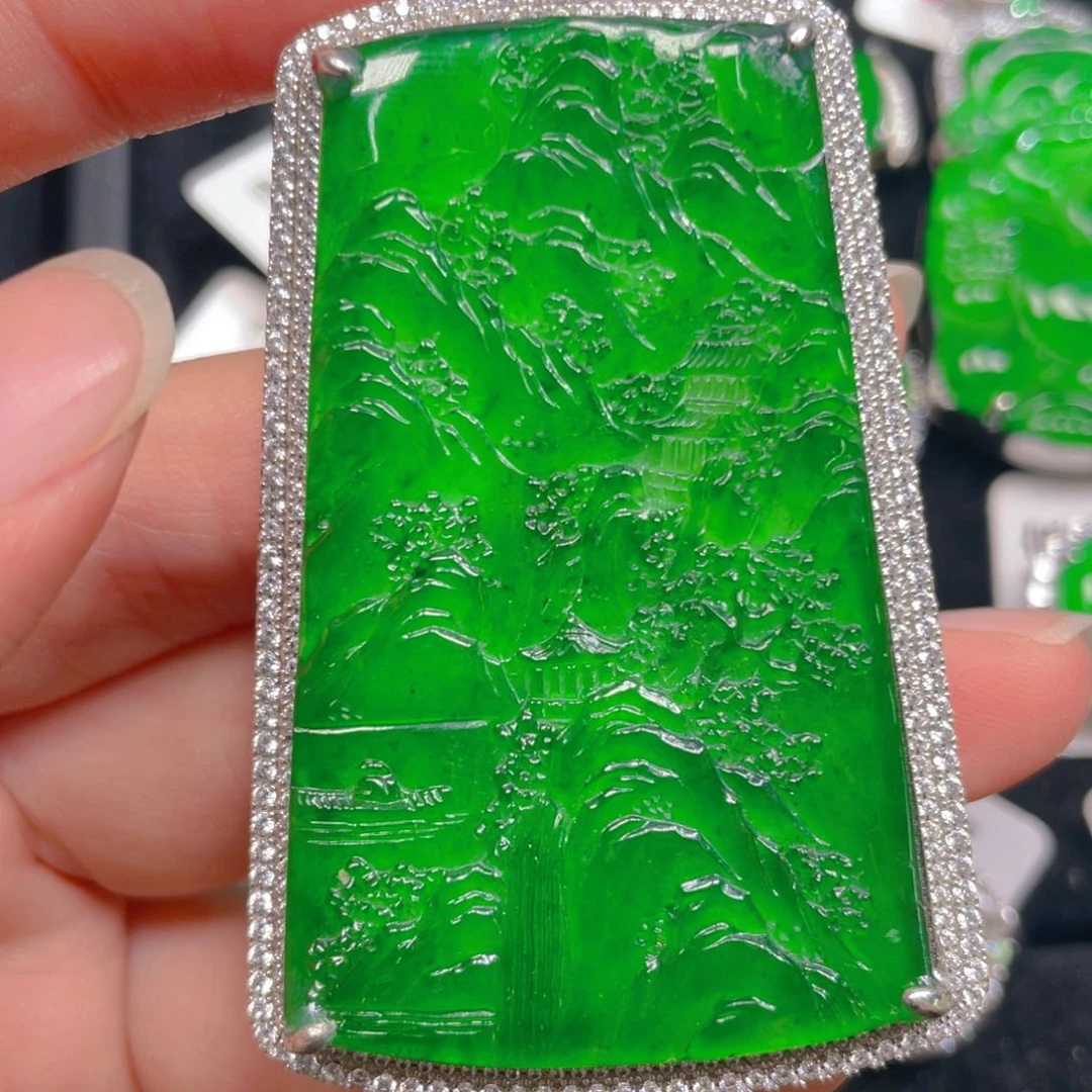 翡翠颈饰未镶嵌保a保真天然翡翠