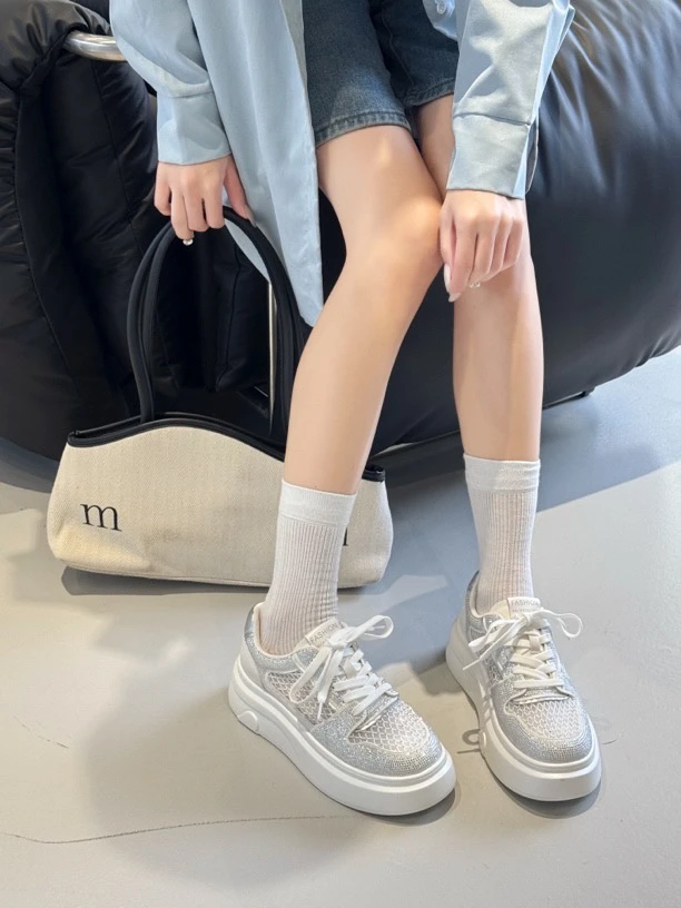 5021-9达思图透气女春夏季2025新款时尚拼色亮片软底舒适板鞋