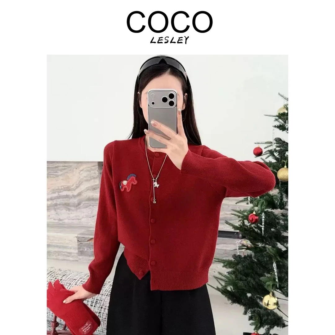 【COCO LESLEY】彩色小马装饰时尚圆领针织开衫长袖毛衣秋冬打底