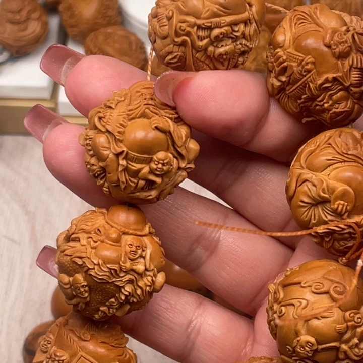 硕***哒吊坠橄榄核橄榄核