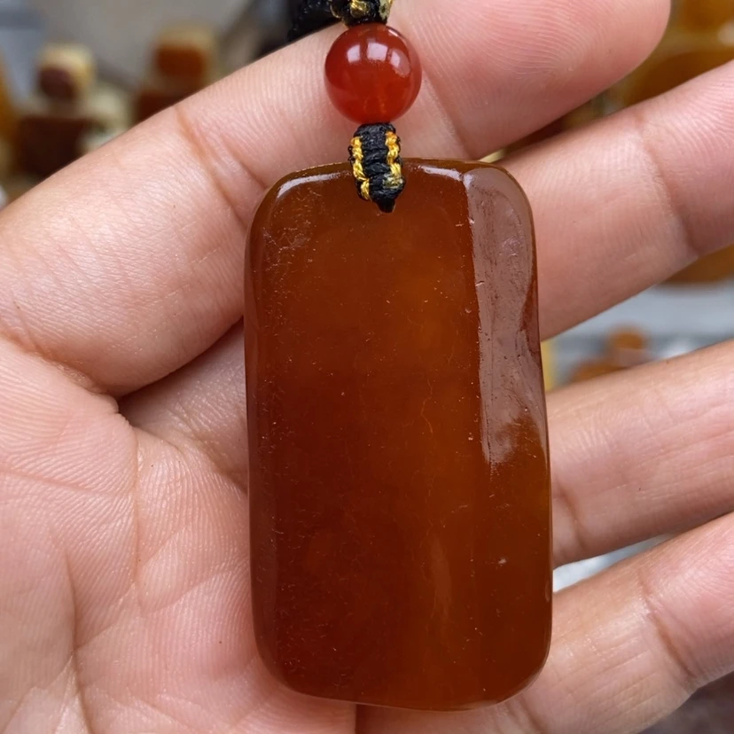 【闪购商品】琥珀颈饰未镶嵌