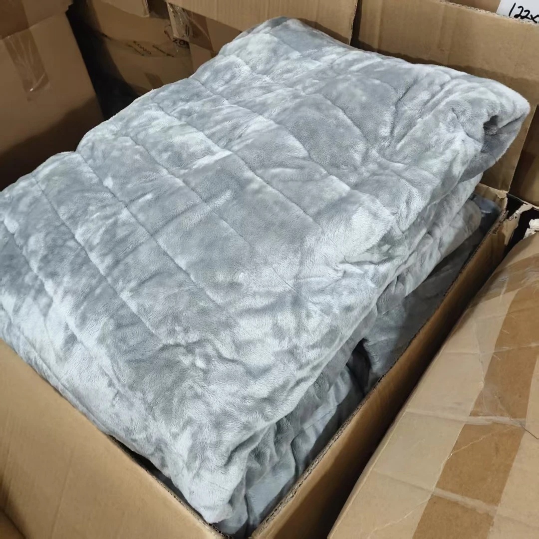 120×180 灰色纯色条纹 平绒被套