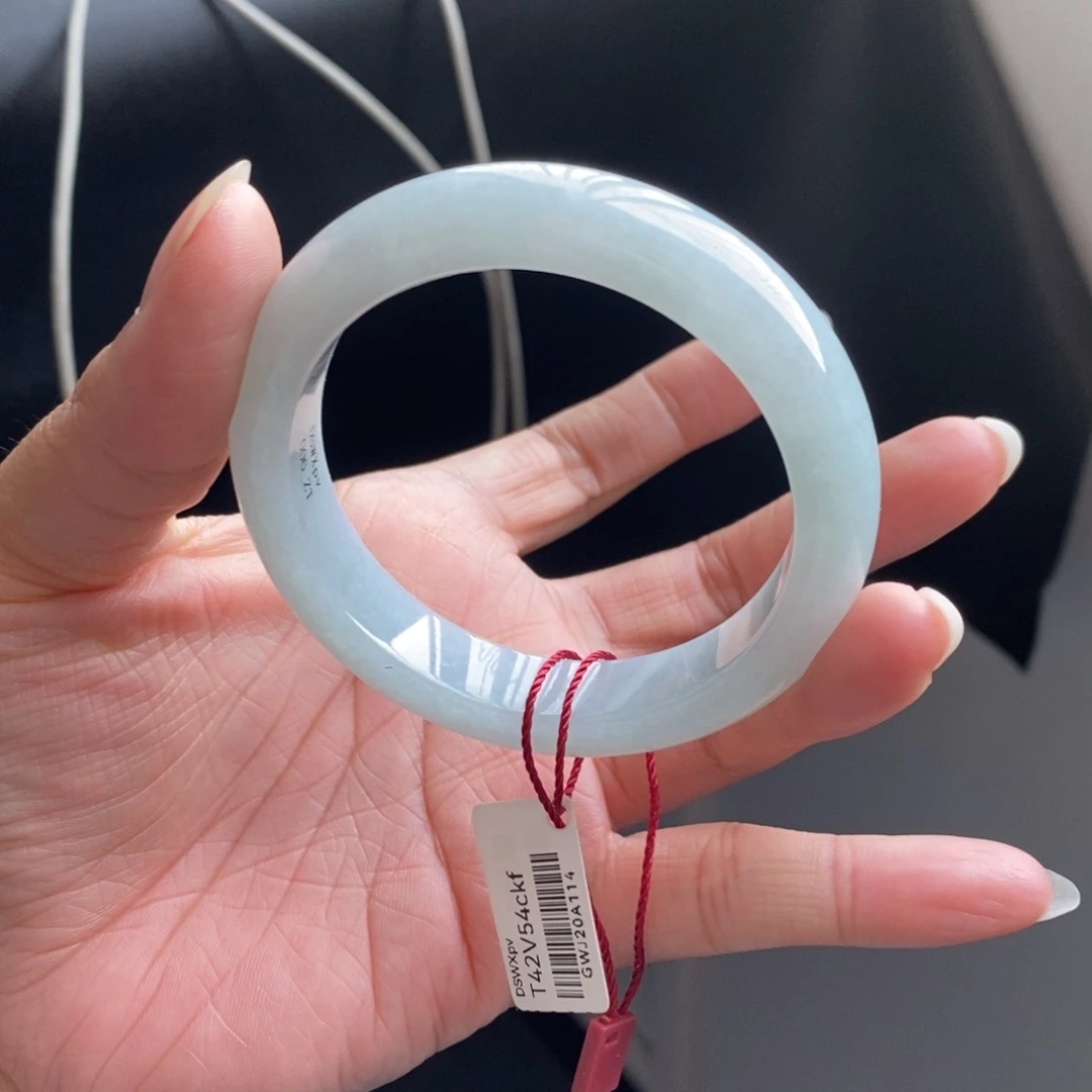 跳***酸翡翠未镶嵌手镯54正圈