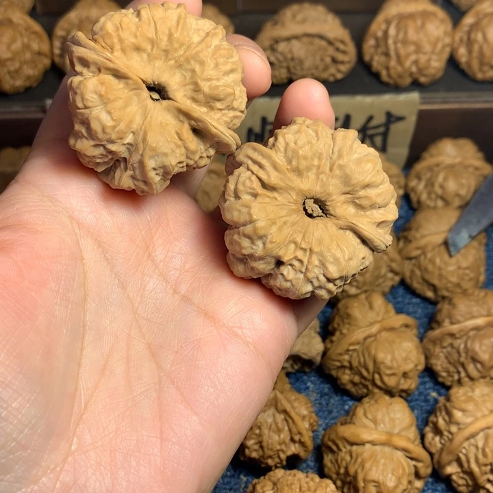 桃核吊坠沈*河蛤蟆核桃