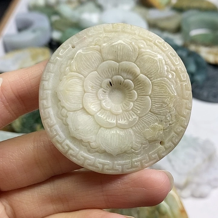 翡翠未镶嵌颈饰天然翡翠11