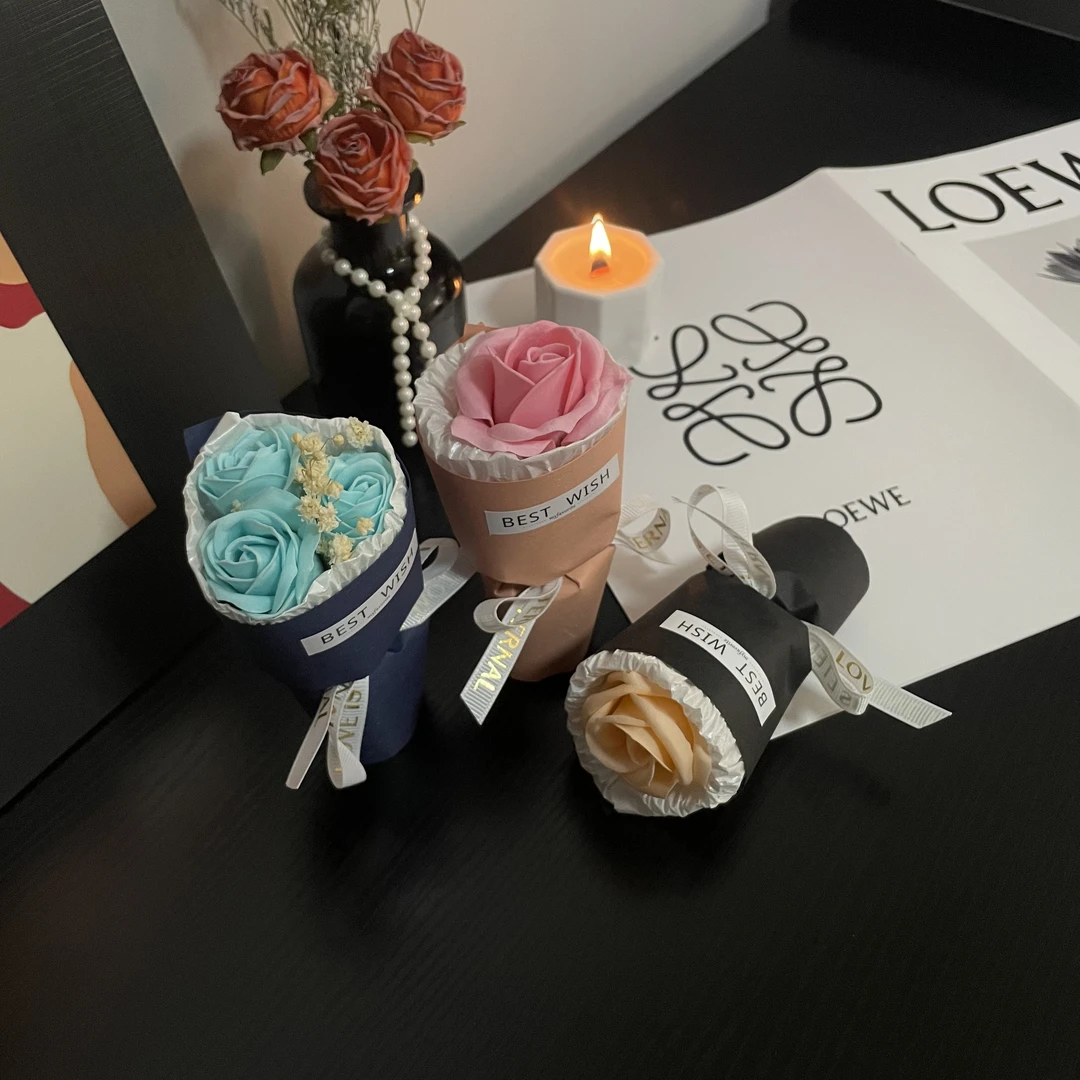 【鱼梨】情人节礼物小花束520节日迷你永生花摆件结婚伴手礼