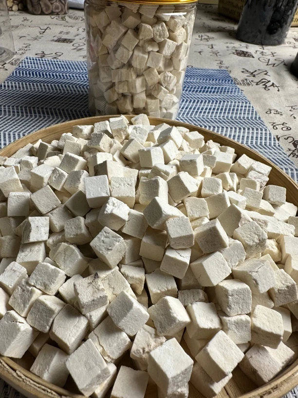 云南茯苓，煲汤泡水重量500克