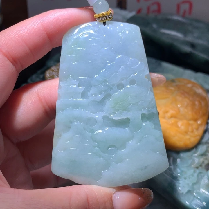 翡翠未镶嵌颈饰保真天然A货翡翠