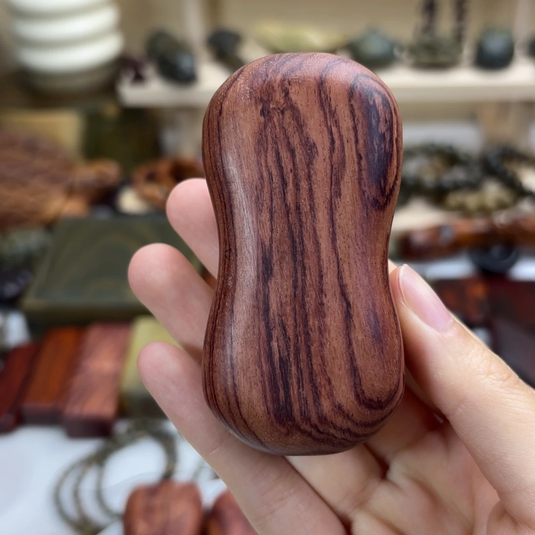 (***冬木绿檀木料工艺品