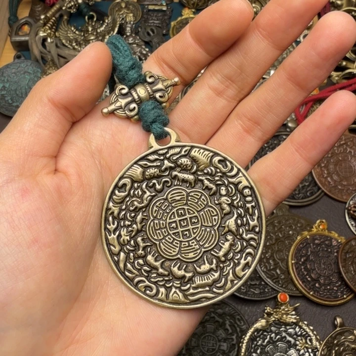 藏传文玩九宫如图