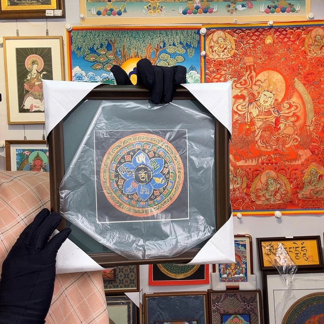 装裱画带框六字真言27厘米左右