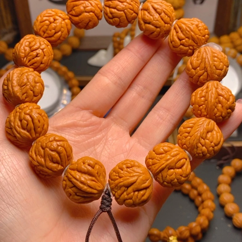【闪购商品】桃核手串龙文桃核