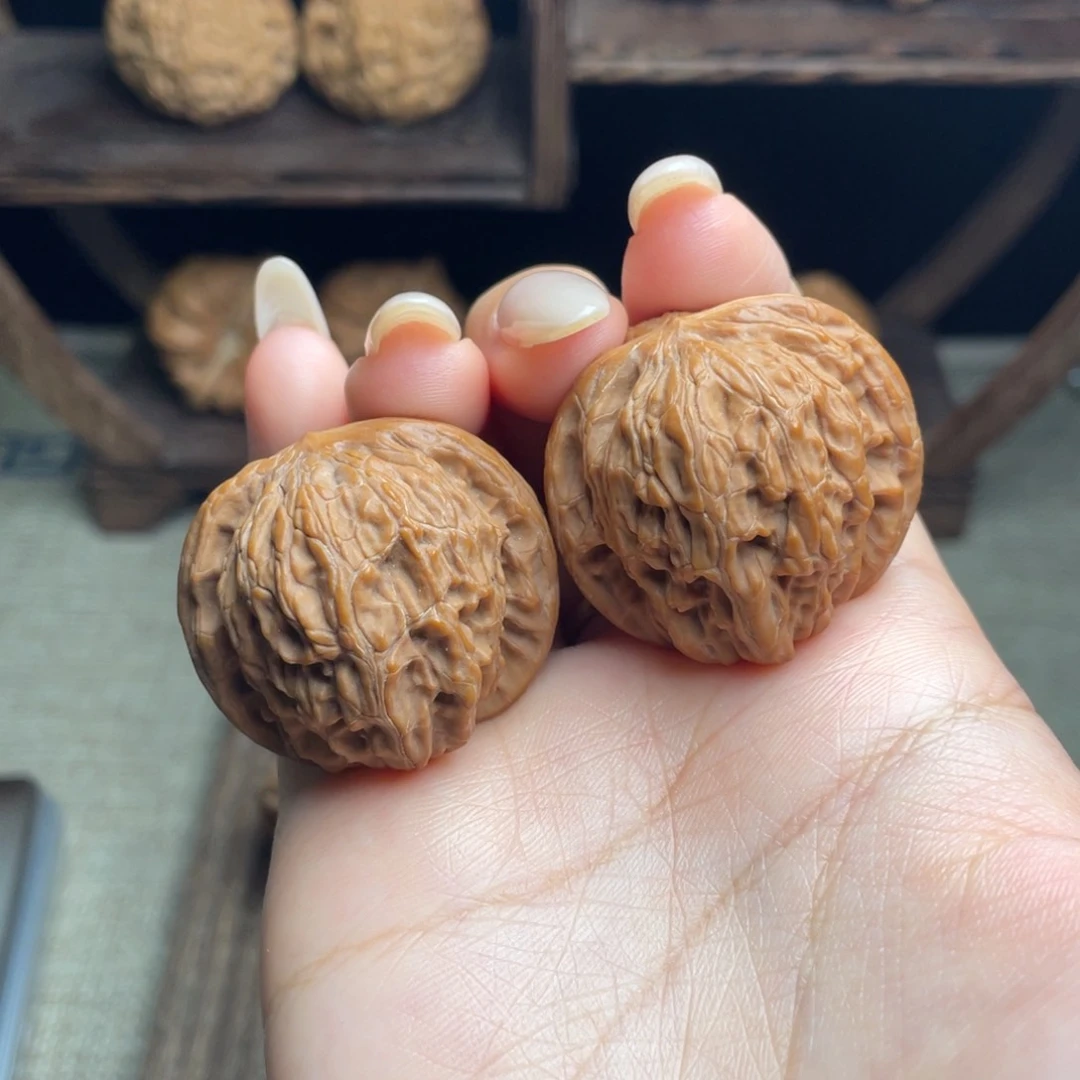 文玩核桃吊坠磨盘35 白茬精配克重打手
