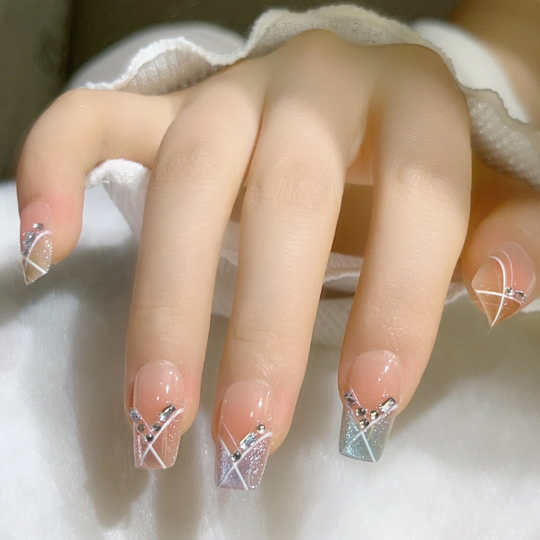 纯手工法式蓝色猫眼美甲贴片显白高级感穿戴甲短梯型多彩多巴胺