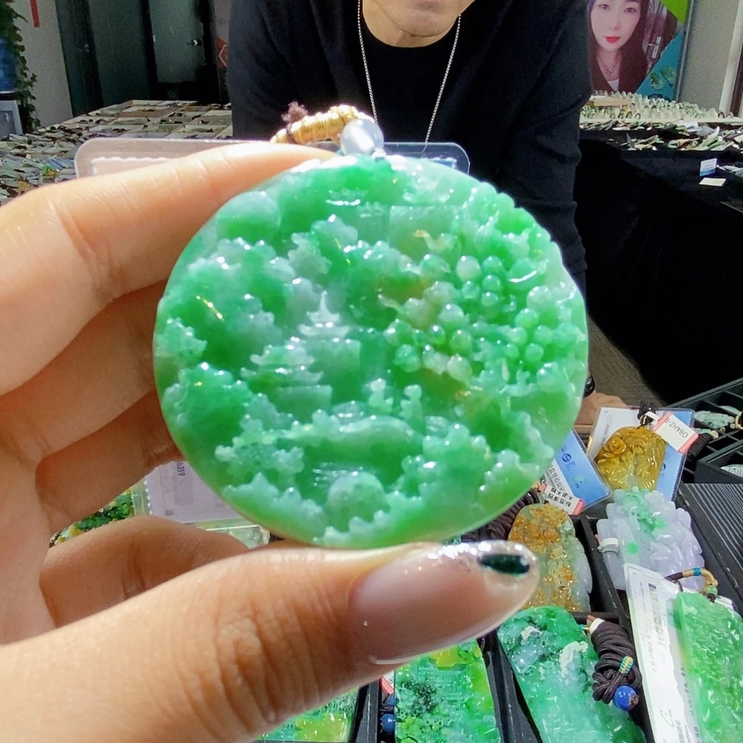 颈饰未镶嵌翡翠翡翠