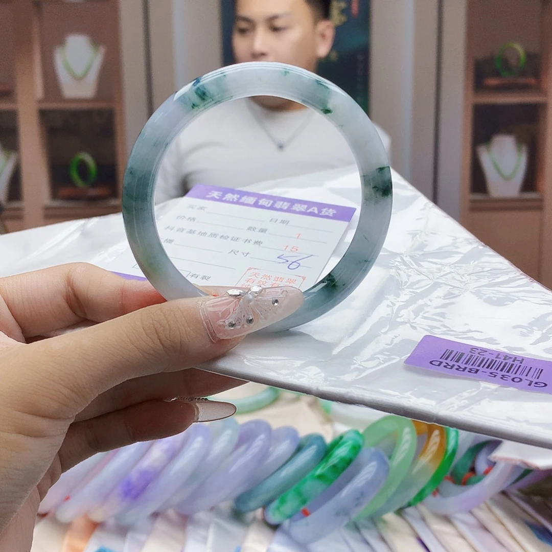 翡翠手镯未镶嵌567888900999999900