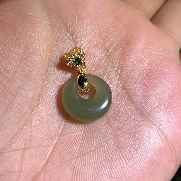 【闪购商品】吊坠(不含链)未镶嵌和田玉