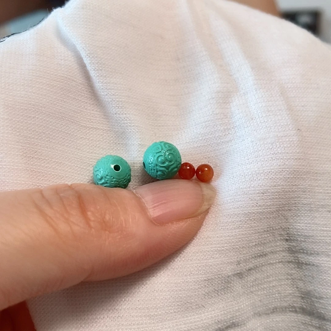 南红玛瑙未镶嵌珠宝奇石