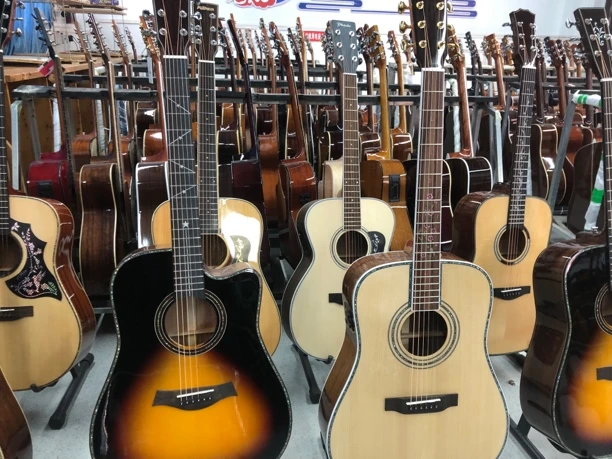 41寸民谣吉他吉他乐器直播间随拍链接初学者121701吉他二手吉他