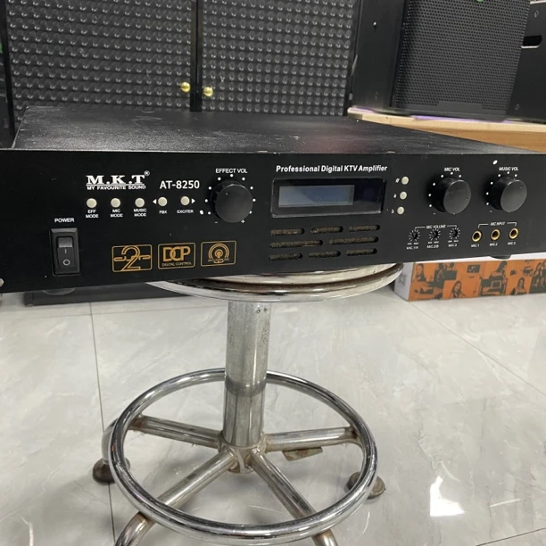 9新  派对屋合并式功放（9新）