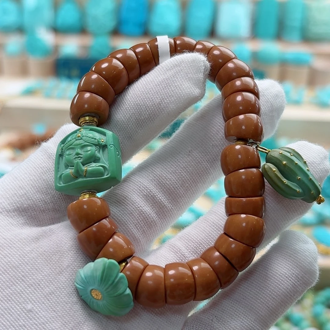 绿松石未镶嵌珠宝奇石