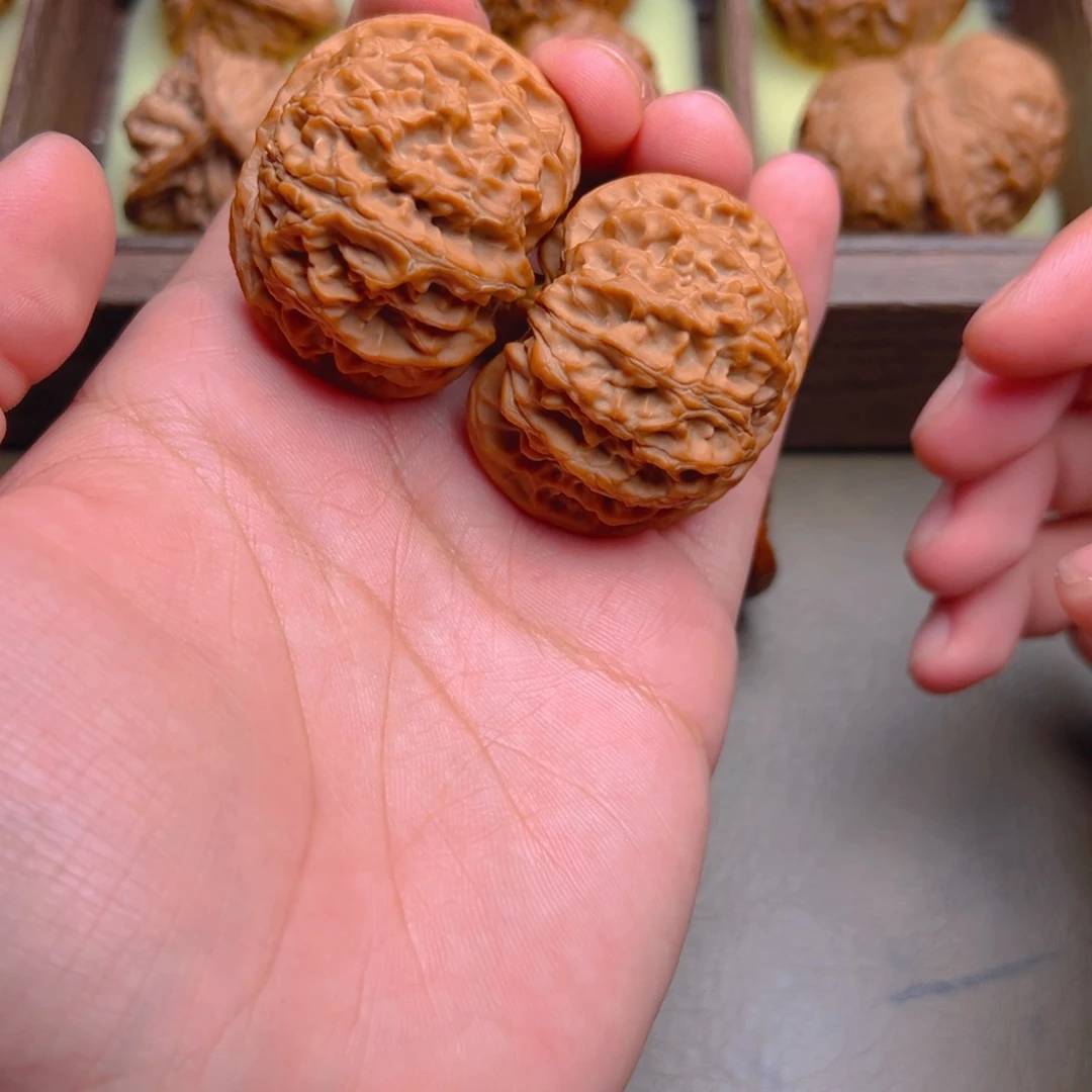 良***7把件文玩核桃苹果园