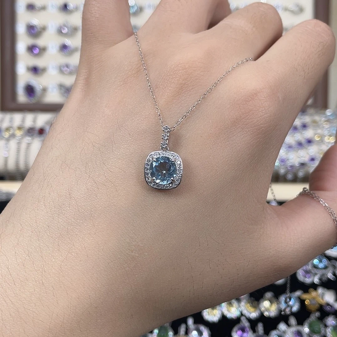 银S925镶嵌托帕石颈饰