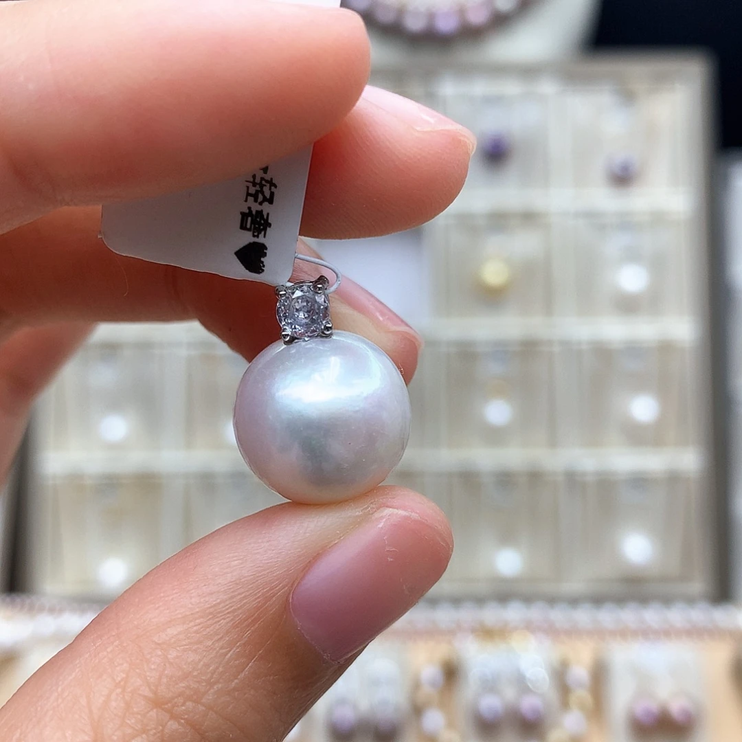 淡水珍珠合金颈饰