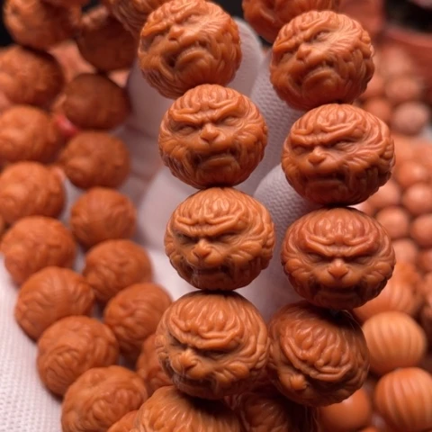 猴头核桃手串包****鸟斗战胜佛