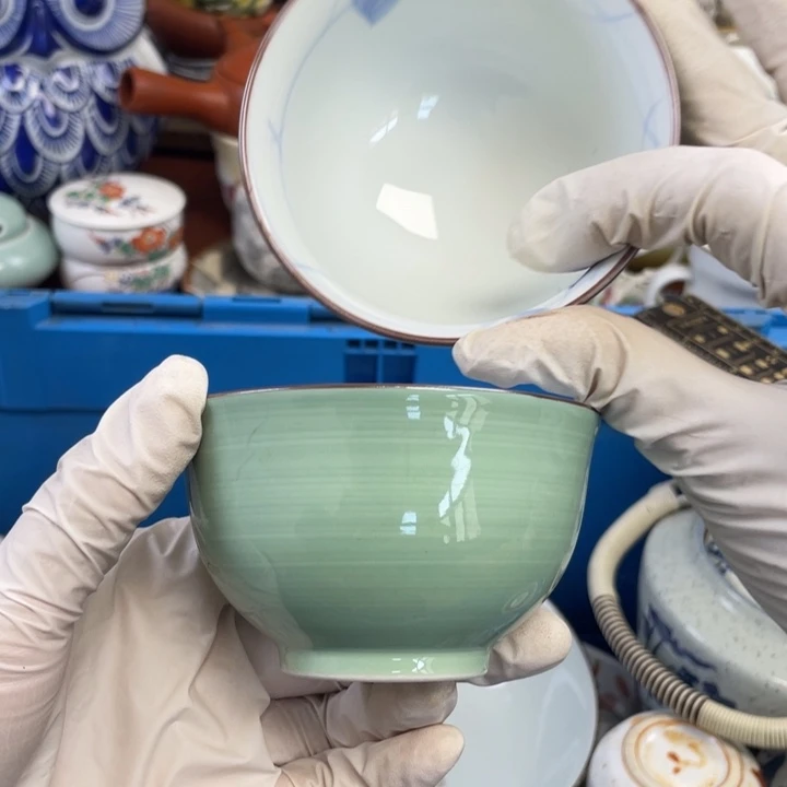 他家瓷器真美…开播了